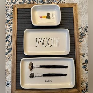 Rae Dunn Make Up Bundle